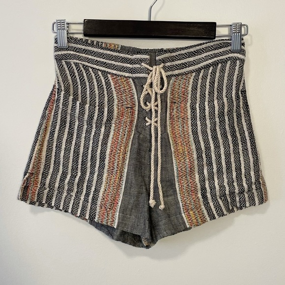 Rip Curl Woven Lace Up Shorts - Picture 1 of 12